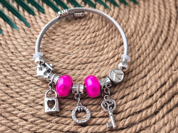 Pandora-Heart-Bracelet1 دستبند پاندورا استیل دخترانه رنگ ثابت