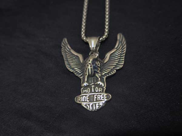 Harley-eagle-license-plate2 گردنبند عقاب گنگ طرح موتور هارلی