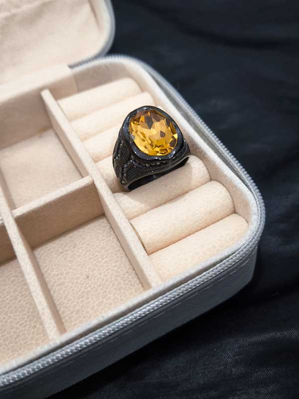 Honeycomb-ring1 انگشتر نگین عسلی مردانه خاص
