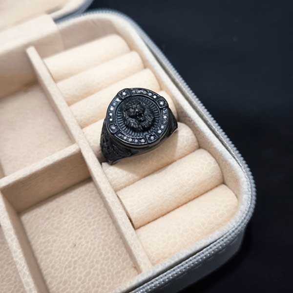 Luxury-men's-ring4 انگشتر مردانه لاکچری رنگ ثابت