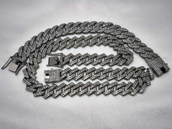 Half-full-set-of-Cartier نیمست کارتیر فول نگین