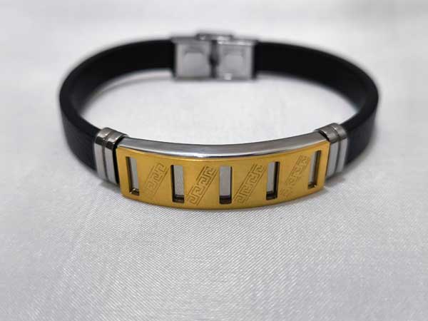 Versace-leather-bracelet3 دستبند چرم ورساچه مردانه