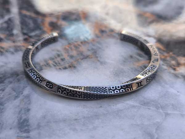Bangle-Pichi-Vikingi دستبند بنگل وایکینگ سیاه قلم کاری